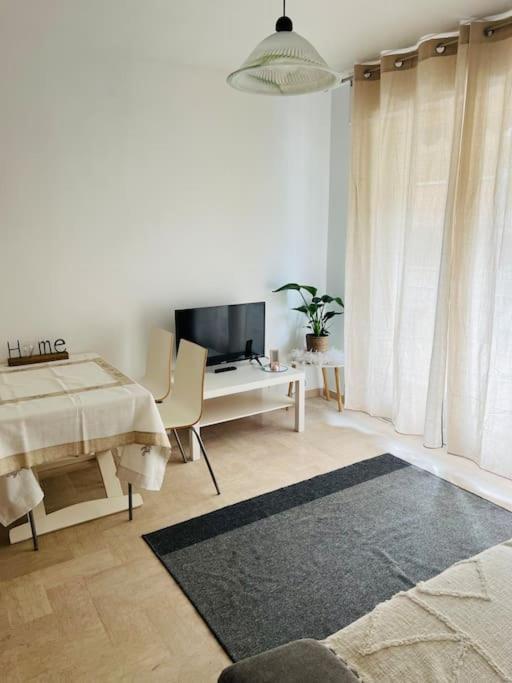 4 Couchages A 200 M De La Avec Garage, Linge De Maison Et Serviettes Pour 30 Euros En Option *