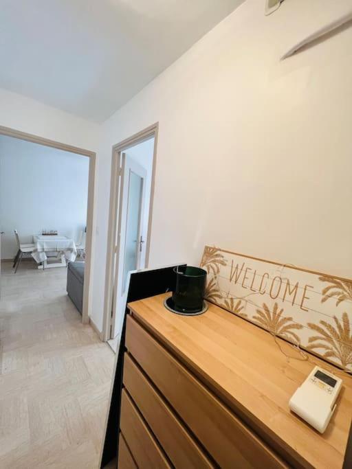 4 Couchages A 200 M De La Avec Garage, Linge De Maison Et Serviettes Pour 30 Euros En Option Apartment Juan-les-Pins